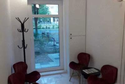 Spațiu comercial, de 35 mp, în Central - 2