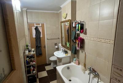 Titan : Apartament cu 2 camere, la 3 minute de metrou Titan si parcul IOR ! - 8