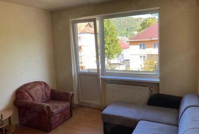 Inchiriez apartament 2 camere zona Centrul Universitar Nord - 1