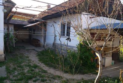 Casă cu 4 camere în Finiș - 4