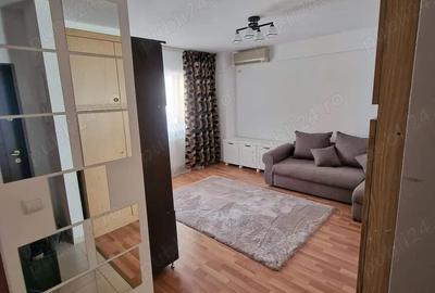 Garsonieră decomandată în Central - 7