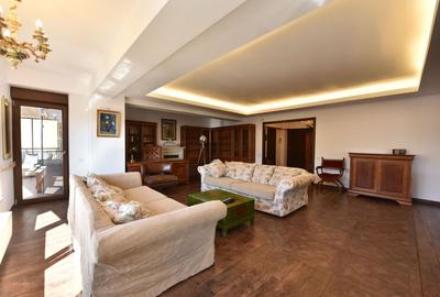 Apartament cu 3 camere decomandat în Romană - 7