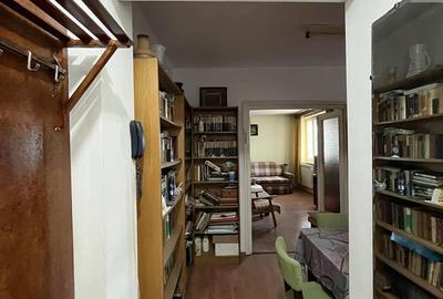 Apartament cu 3 camere decomandat în Decebal - 13