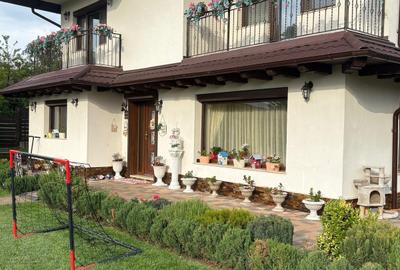 Casă cu 5 camere cu Teren 1500 Mp în Bucium - 2