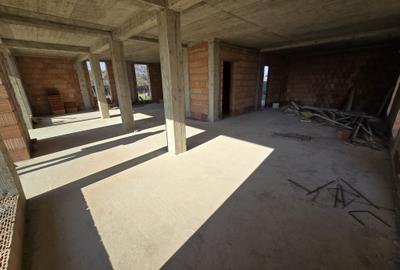 Spațiu Comercial de Închiriat – Mosnița Veche, Strada Principală! - 3