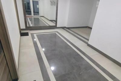 Apartament cu 2 camere decomandat în Girocului