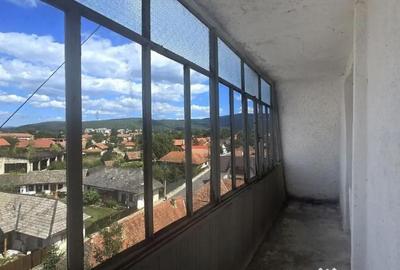 Apartament cu 2 camere decomandat în Central - 3