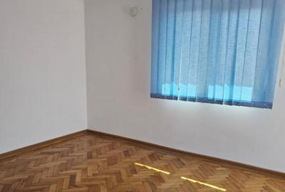 P+1 de vanzare - zona Delfinariu - 5