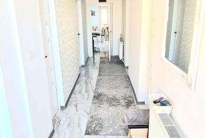 Vand casa cu 4 camere, zona centrala Hunedoara, renovata, mobilata si utilata - 2