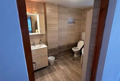 Casă cu Teren 335 Mp în Central - 3