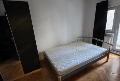 Apartament cu 3 camere decomandat în Torontalului - 6