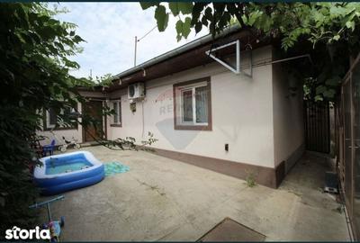 Casă cu 3 camere în Central