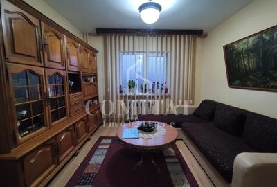 Apartament | 4 camere  | 94 mp | etaj intermediar | zona Farmec - 3