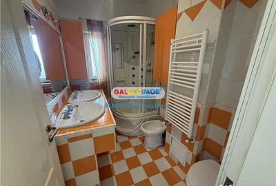 Apartament cu 3 camere semidecomandat, mobilat în Central - 1