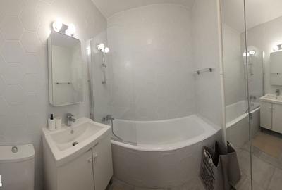 Apartament cu 3 camere decomandat în Drumul Taberei - 2