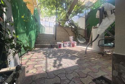 Casă cu 5 camere cu Canalizare în Tomis I