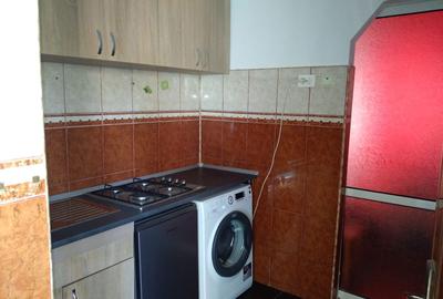Garsonieră în Micro 40 - 2
