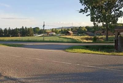 Teren de 3319 mp, în Arcuș - 3