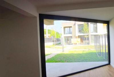 PRIMAVERII VILLAS, CARTIER PRIVAT LANGA ORAS; VILA ROSE - 2