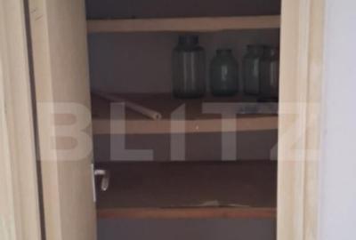 Vanzare urgenta - Apartament cu 4 camere, 76 mp, zona Centra - 1