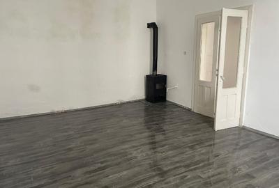 Apartament la casa sau spatiu birou - 6