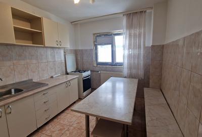 Apartament cu 3 camere semidecomandat, mobilat în Olteniței - 11