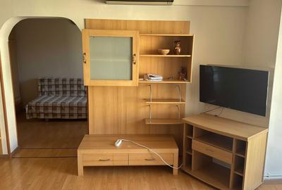 Apartament cu 3 camere decomandat în Central - 1