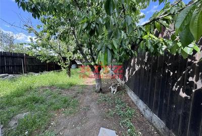 Casă cu 5 camere cu Teren 378 Mp în Central - 2