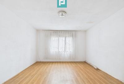 Casă individuală cu 8 camere cu Canalizare în Prunișor - 24