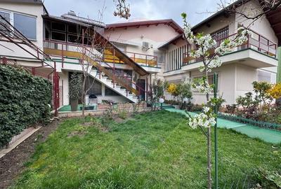 Casă / Vilă cu 8 camere de vânzare în zona Industriilor/Republica - 1