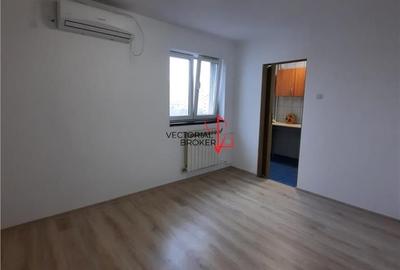 Bd. 1 Decembrie 1918 garsoniera - 5