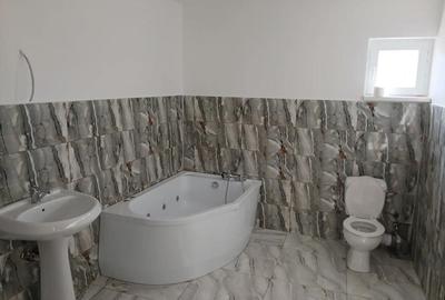 Casă în Tomești - 7