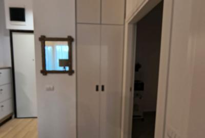 Apartament cu 2 camere semidecomandat, mobilat în Bd. Laminorului - 4