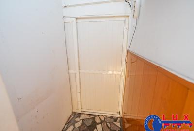 ID 8268 DE INCHIRIAT spa?iu comercial - 12