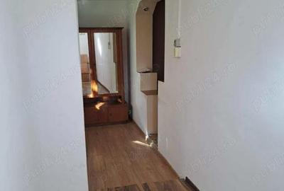 Apartament cu 2 camere semidecomandat în Micro 15 - 3