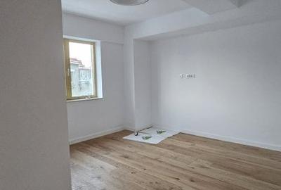 Apartament cu 3 camere decomandat în Unirii - 11