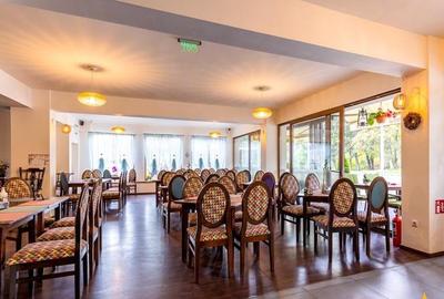 Proprietate mixta -spatiu comercial +rezidenta - 1