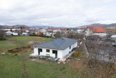 Casa / Vila cu 5 camere de vanzare - 6