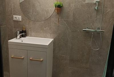 Garsonieră decomandată în Central - 2