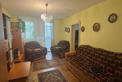 Apartament cu 2 camere decomandat în Calea București - 3