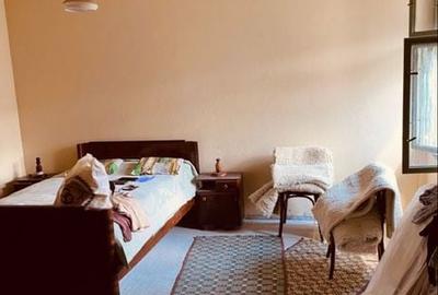 Casă cu 4 camere semidecomandat în Marpod - 3