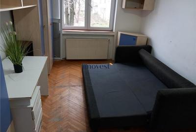 Apartament cu 2 camere decomandat în Carpați 1 - 3