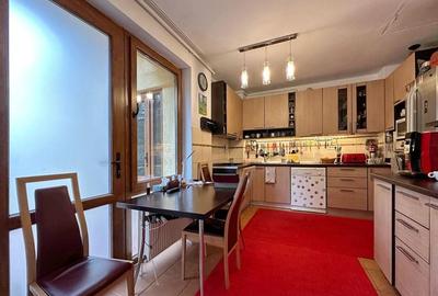 Apartament cu 4 camere de vânzare – Centrul Civic, Brașov - 11