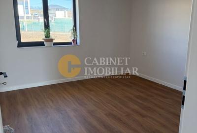 Duplex cu 4 camere cu Canalizare în Miroslava - 7