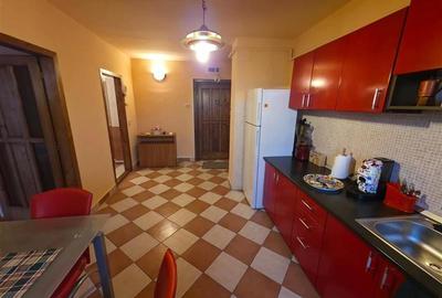 Apartament cu 2 camere decomandat în Pandurilor - 2