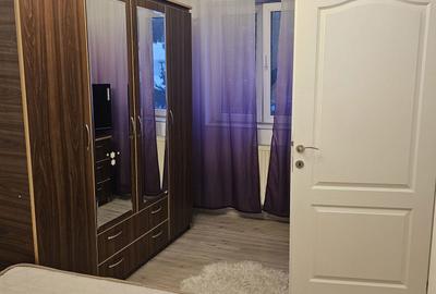 Apartament cu 3 camere semidecomandat în Central - 2