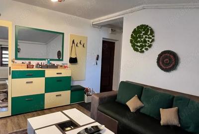 Apartament cu 3 camere decomandat în Sud - 1
