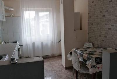 Apartament cu 3 camere decomandat în Central - 7