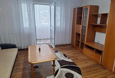 Apartament cu 3 camere decomandat în Central - 2