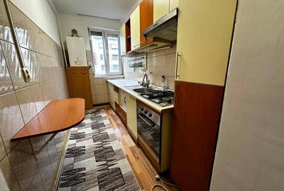 Apartament cu 3 camere semidecomandat în Gară - 3